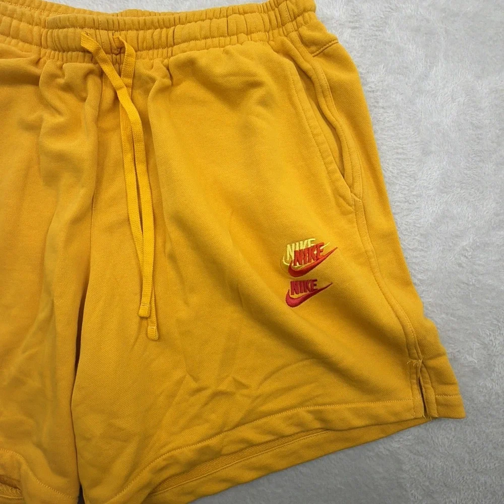 Y2K‎ Nike Sweat Shorts Multi Swoosh Sportswear Fleece Training Men's XXL Yellow